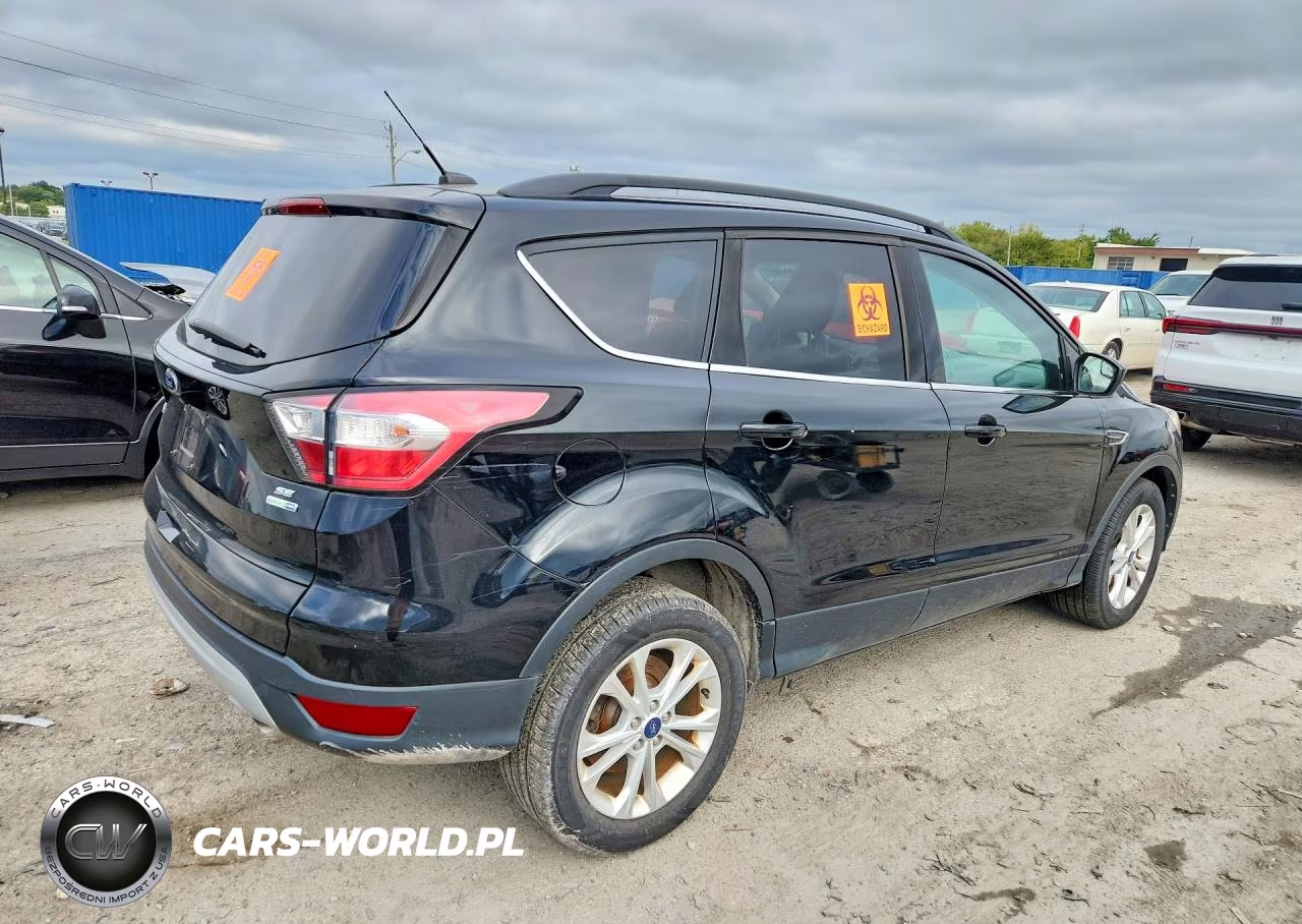 2018 Ford Escape Se VIN:1FMCU9GD0JUB76082 - 3