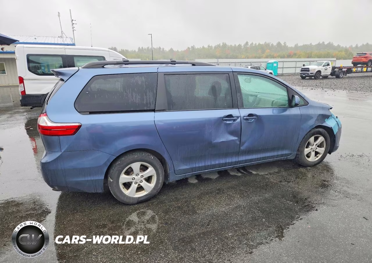 2015 Toyota Sienna Le VIN:5TDKK3DC9FS643168 - 3