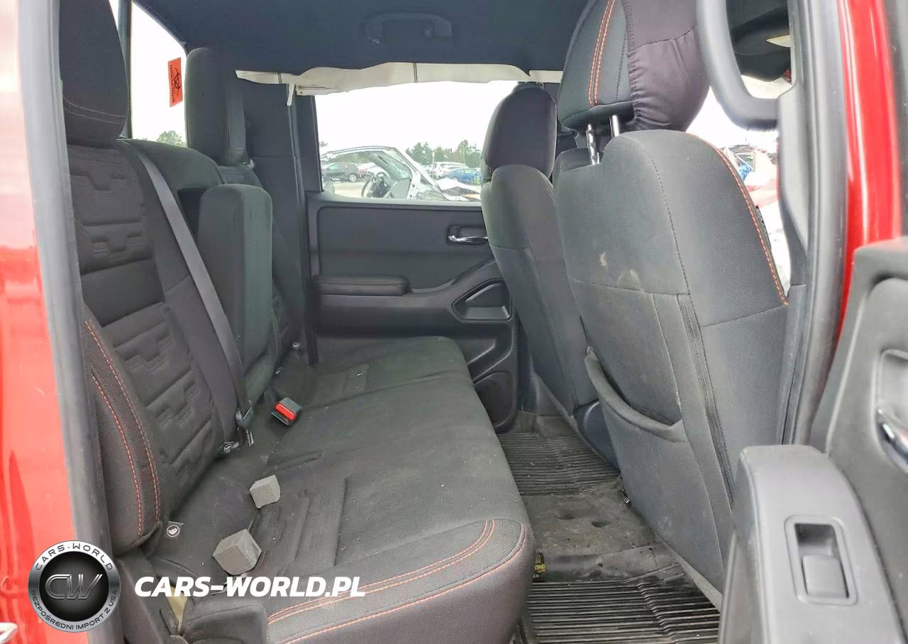 2024 Nissan Frontier Pro-4X VIN:1N6ED1EK5RN675771 - 10