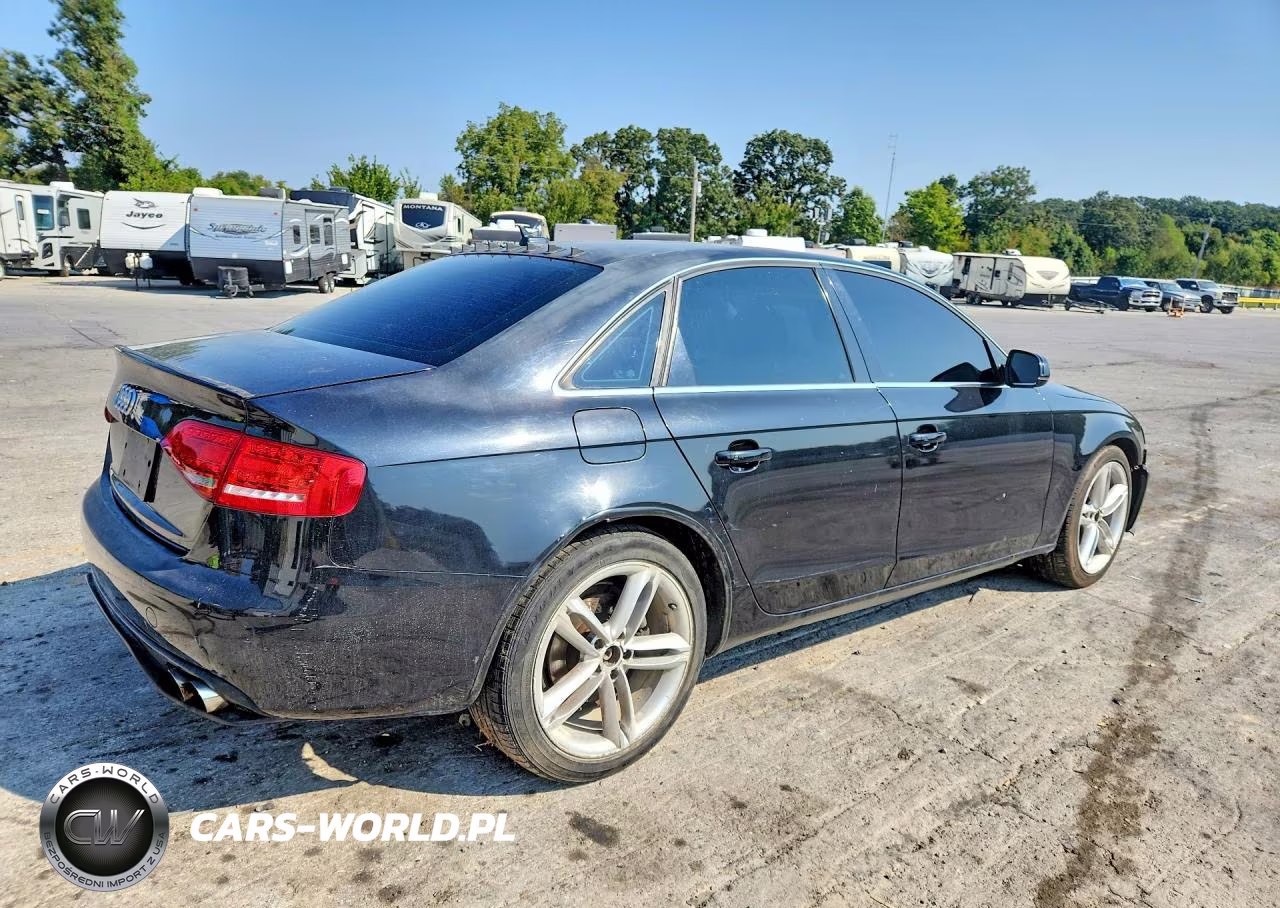2010 Audi A4 Premium Plus VIN:WAUFFAFL1AN041562 - 3