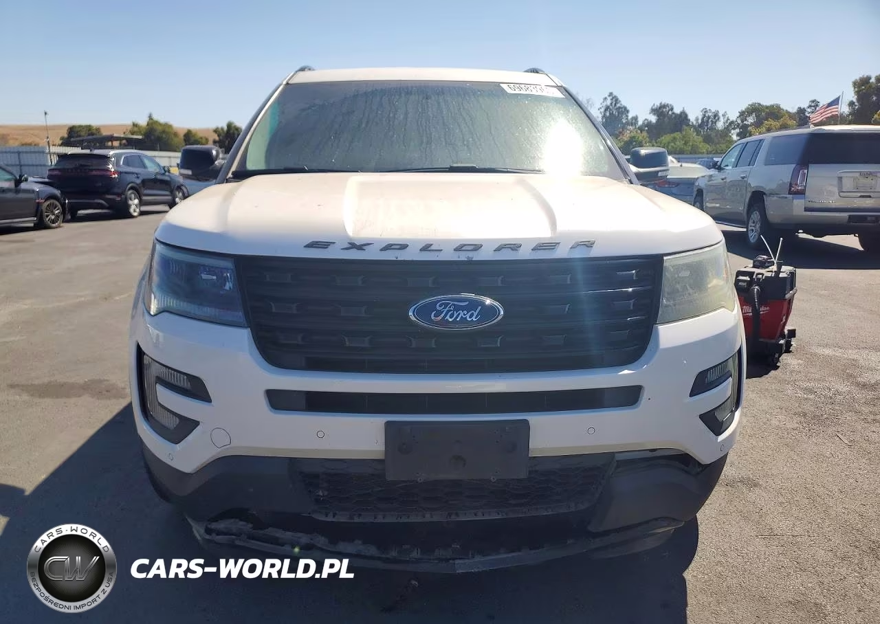 2017 Ford Explorer Sport VIN:1FM5K8GT8HGA27394 - 5