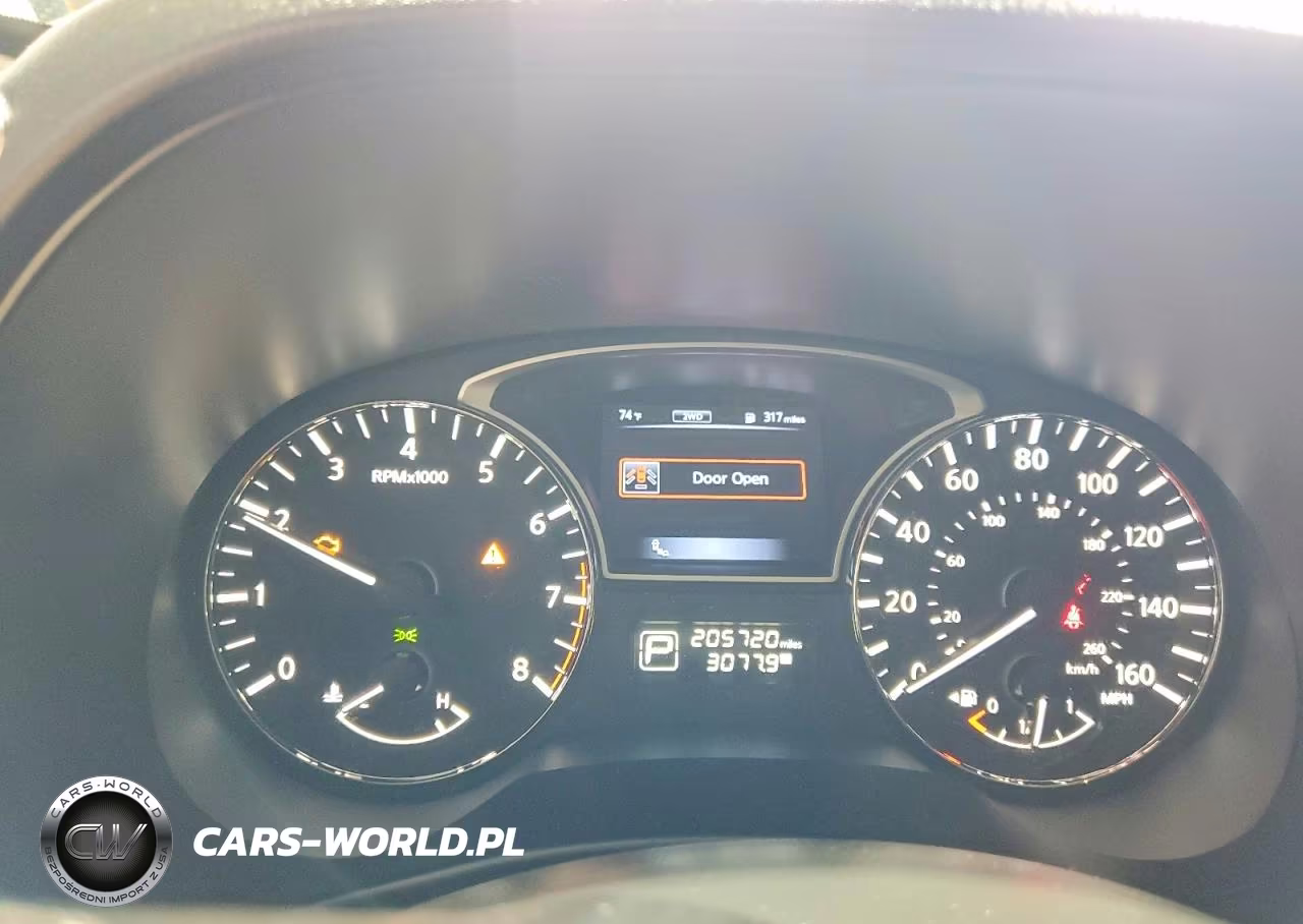 2015 Nissan Pathfinder S VIN:5N1AR2MMXFC707371 - 9