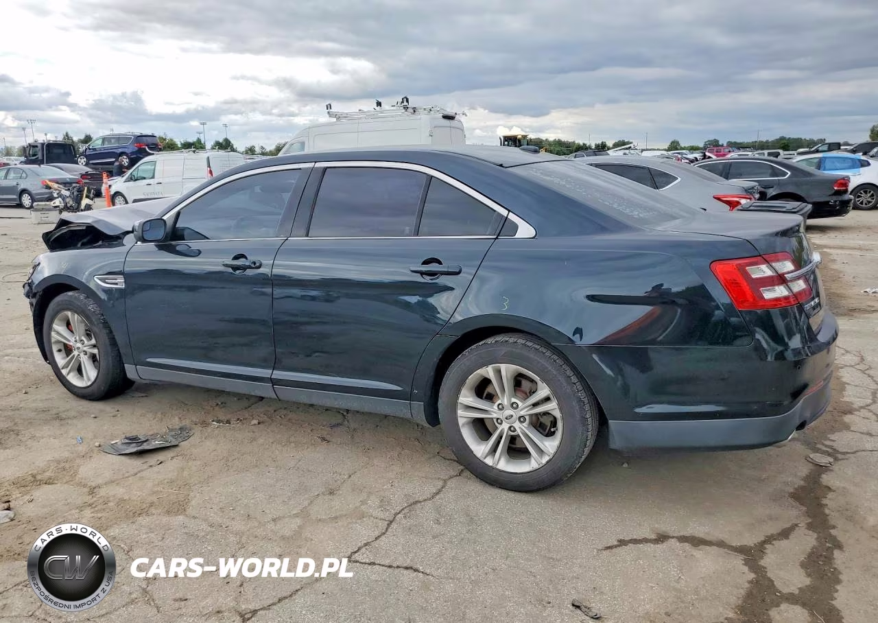 2015 Ford Taurus Sel VIN:1FAHP2E82FG112670 - 2