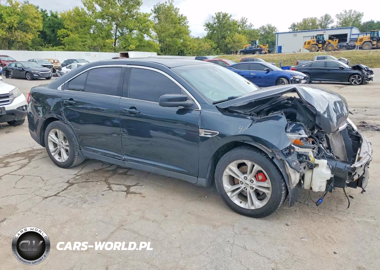 2015 Ford Taurus Sel VIN:1FAHP2E82FG112670 - 4