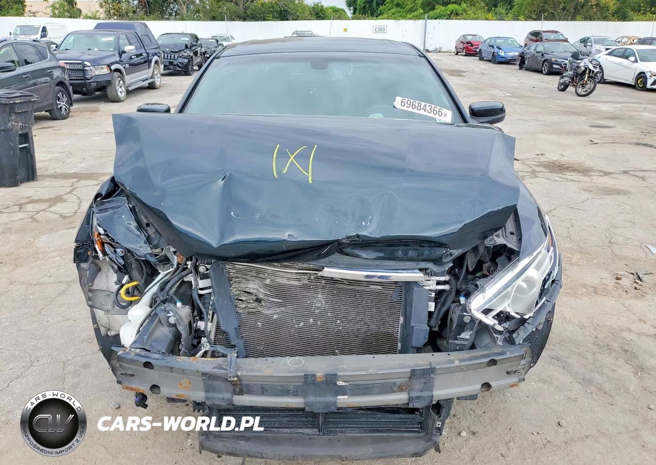 2015 Ford Taurus Sel VIN:1FAHP2E82FG112670 - 5
