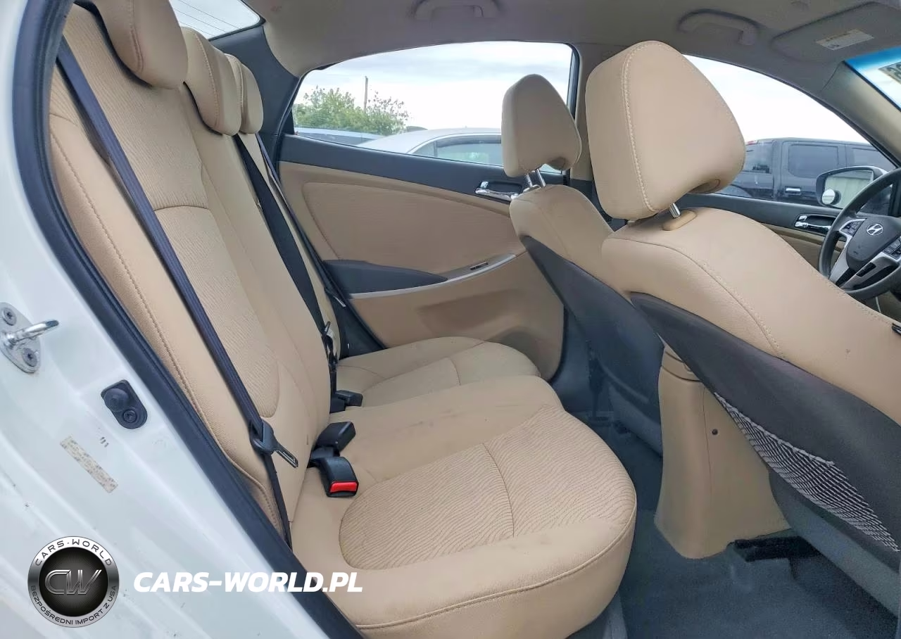 2013 Hyundai Accent Gls VIN:KMHCU4AE5DU435903 - 10