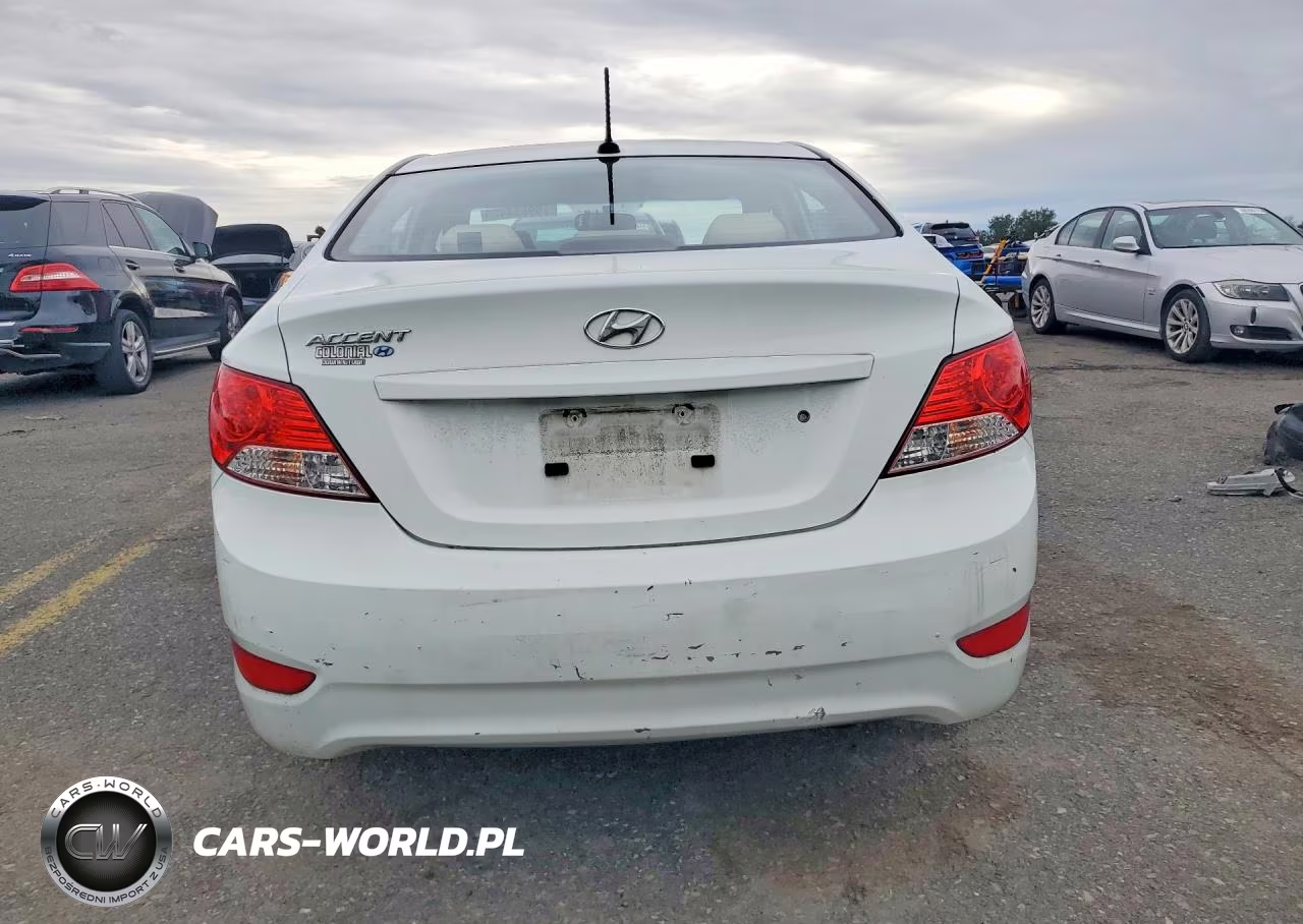 2013 Hyundai Accent Gls VIN:KMHCU4AE5DU435903 - 6