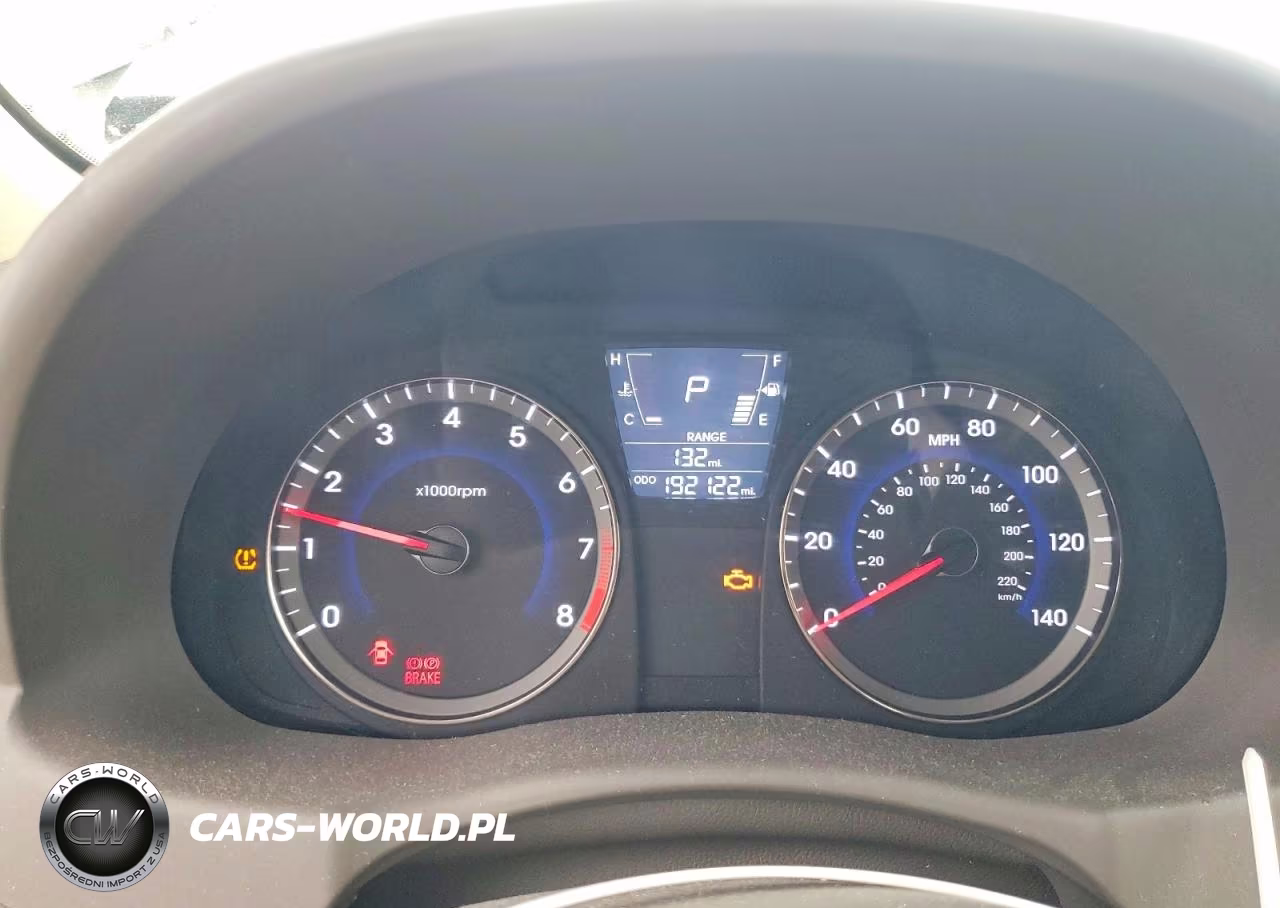 2013 Hyundai Accent Gls VIN:KMHCU4AE5DU435903 - 9