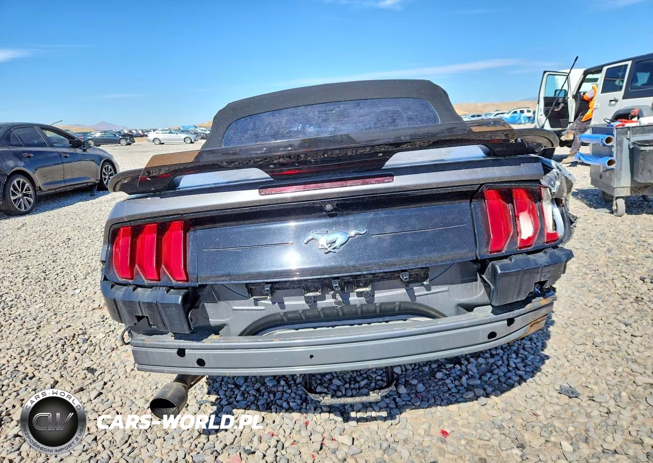 2021 Ford Mustang VIN:1FATP8UHXM5121723 - 6