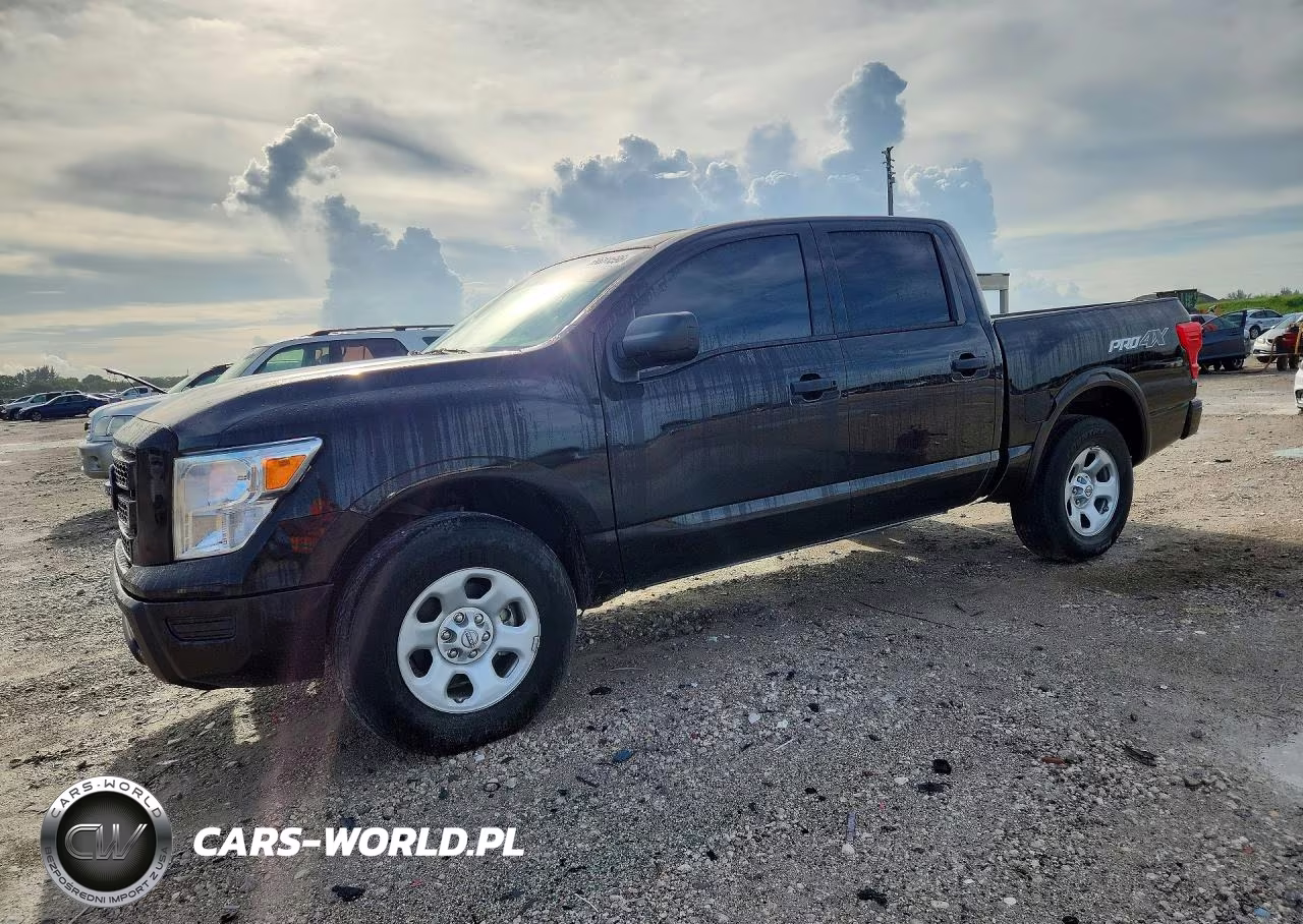2023 Nissan Titan S