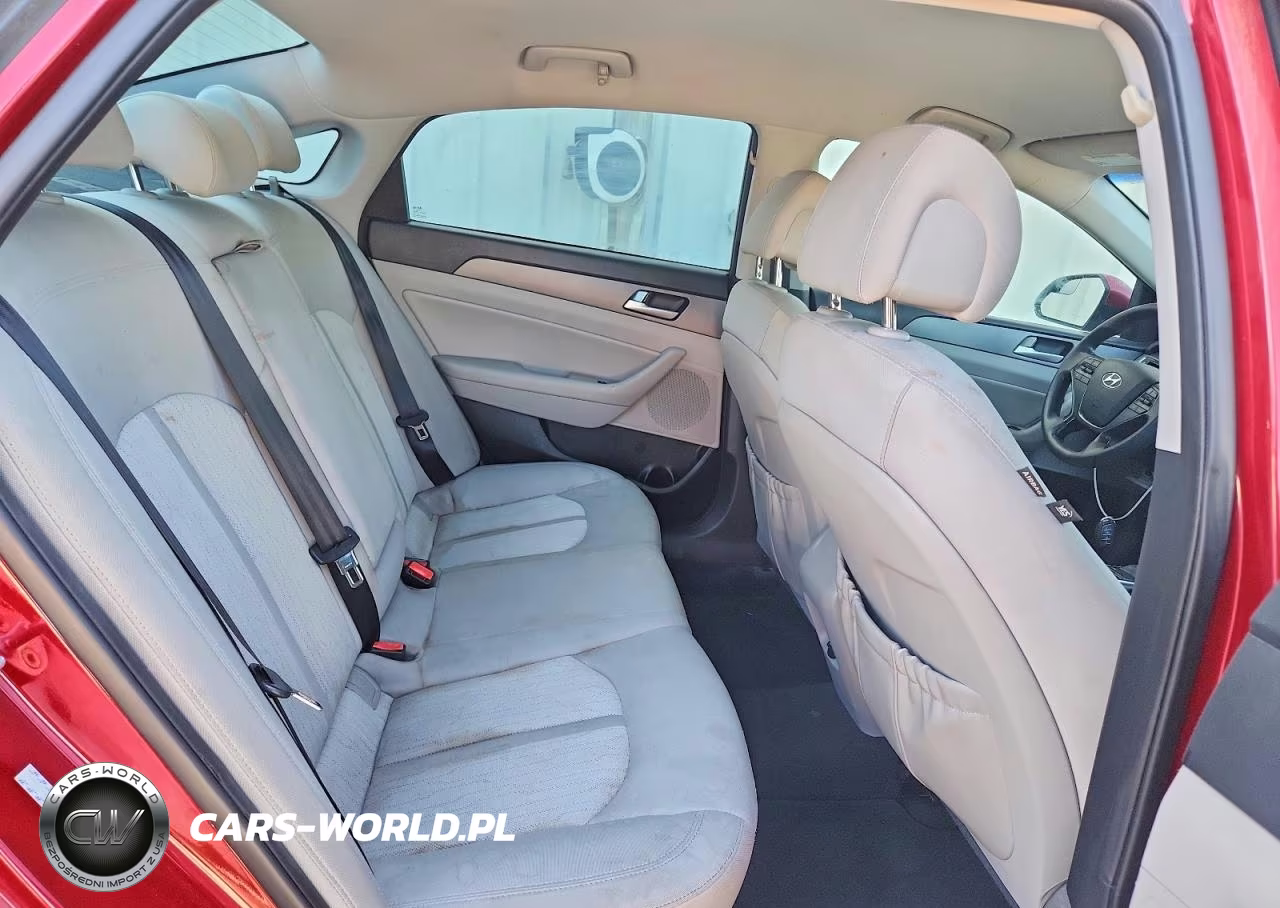 2016 Hyundai Sonata Hybrid Se VIN:KMHE24L12GA027213 - 10