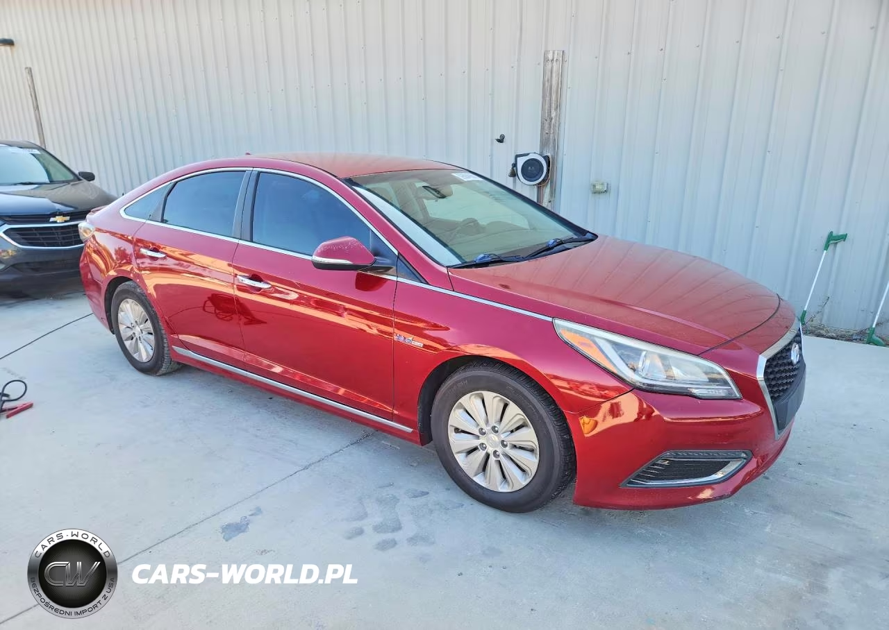 2016 Hyundai Sonata Hybrid Se VIN:KMHE24L12GA027213 - 4