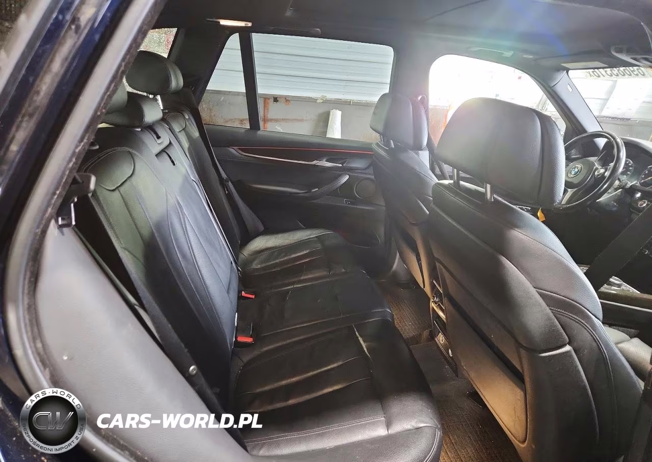 2018 BMW X5 xDrive35I VIN:5UXKR0C51J0Y02448 - 11