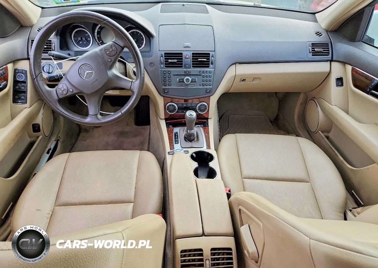 2010 Mercedes-Benz C 300 4Matic VIN:WDDGF8BBXAR128131 - 8