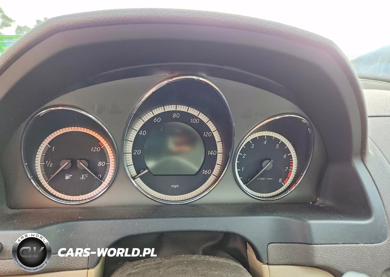 2010 Mercedes-Benz C 300 4Matic VIN:WDDGF8BBXAR128131 - 9