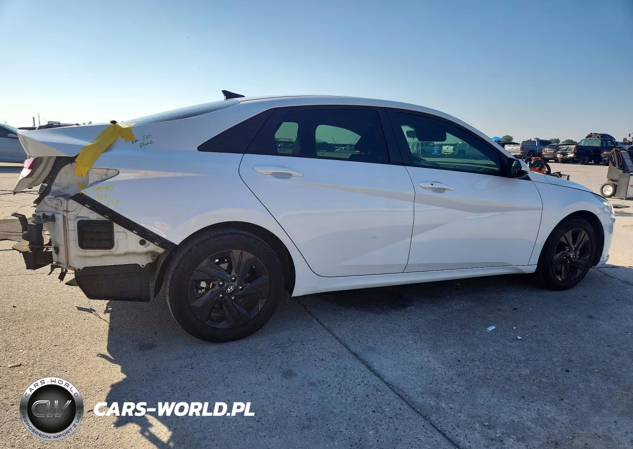 2021 Hyundai Elantra Sel VIN:5NPLS4AG9MH004194 - 3