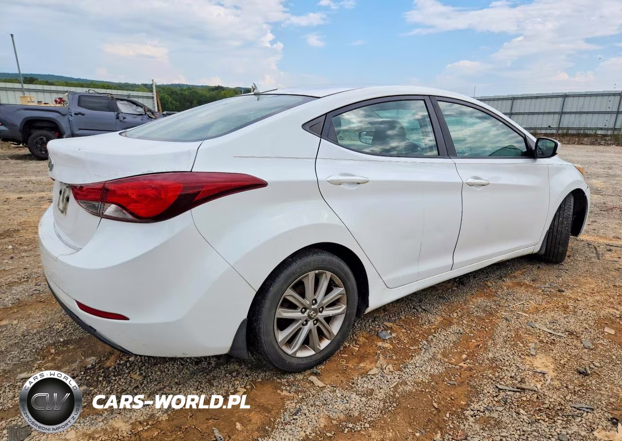 2016 Hyundai Elantra VIN:5NPDH4AE1GH673517 - 3