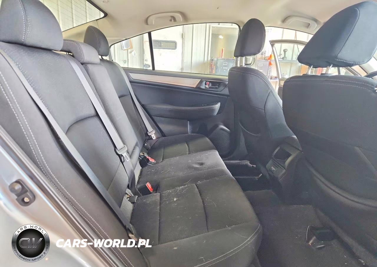 2018 Subaru Legacy 2.5I Premium VIN:4S3BNAF6XJ3023314 - 10