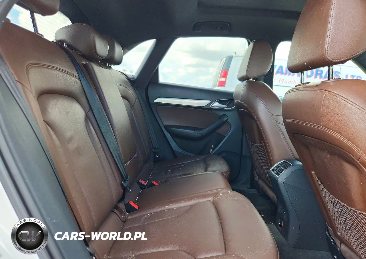 2018 Audi Q3 Premium Plus VIN:WA1HCCFS0JR020860 - 10