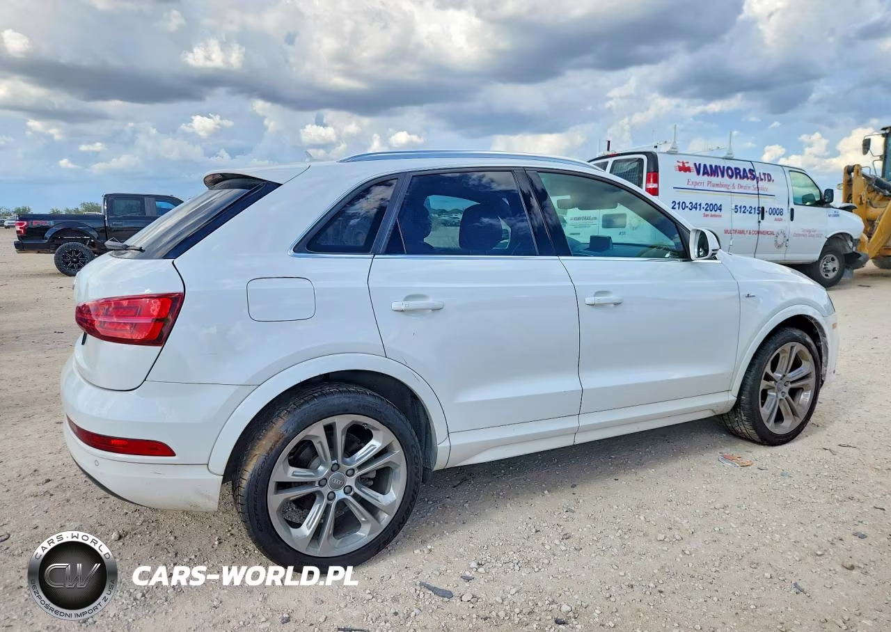 2018 Audi Q3 Premium Plus VIN:WA1HCCFS0JR020860 - 3