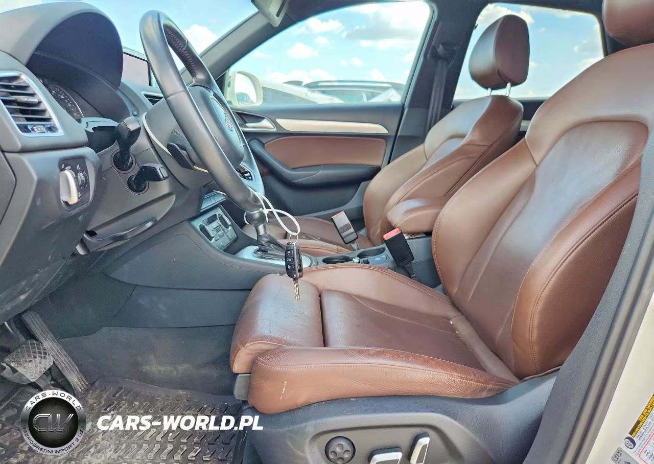 2018 Audi Q3 Premium Plus VIN:WA1HCCFS0JR020860 - 7