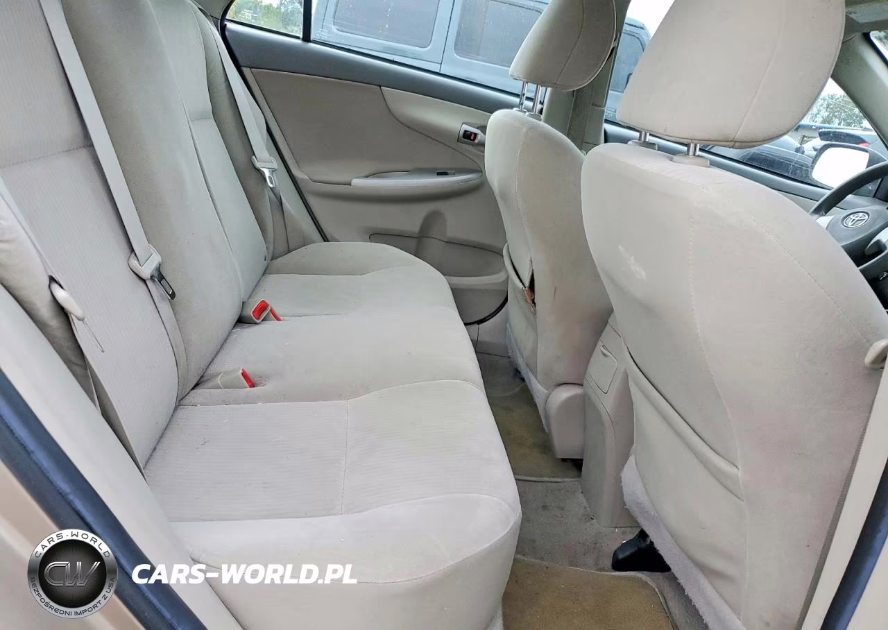 2010 Toyota Corolla Le VIN:2T1BU4EE0AC470349 - 10
