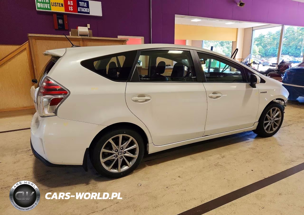 2015 Toyota Prius V Five VIN:JTDZN3EU9FJ036827 - 3