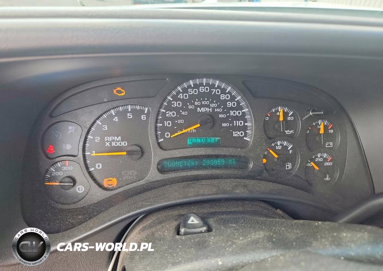 2005 Chevrolet Silverado C2500 Heavy Duty VIN:1GCHC23UX5F836374 - 9