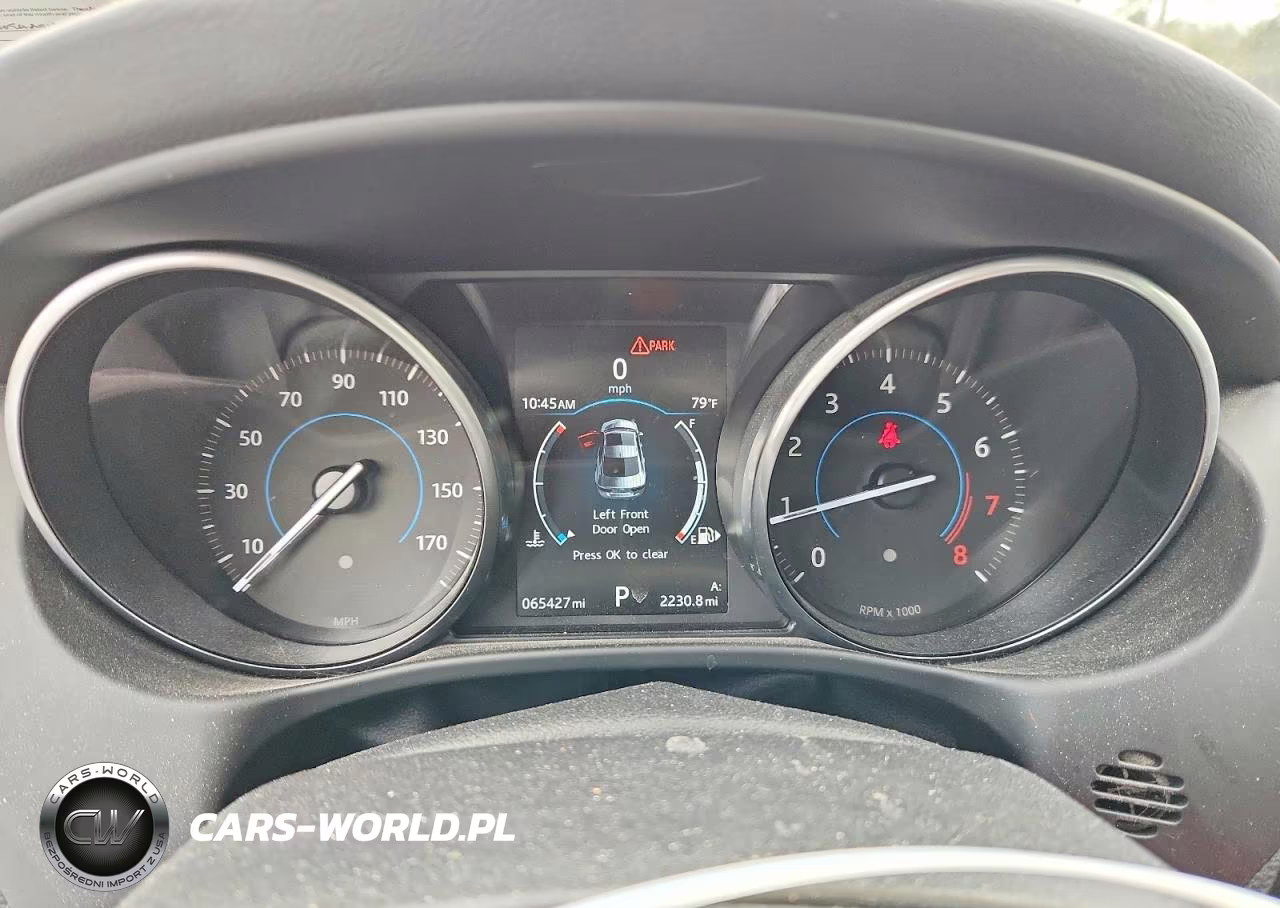 2017 Jaguar Xe Prestige VIN:SAJAK4BV9HA952033 - 9