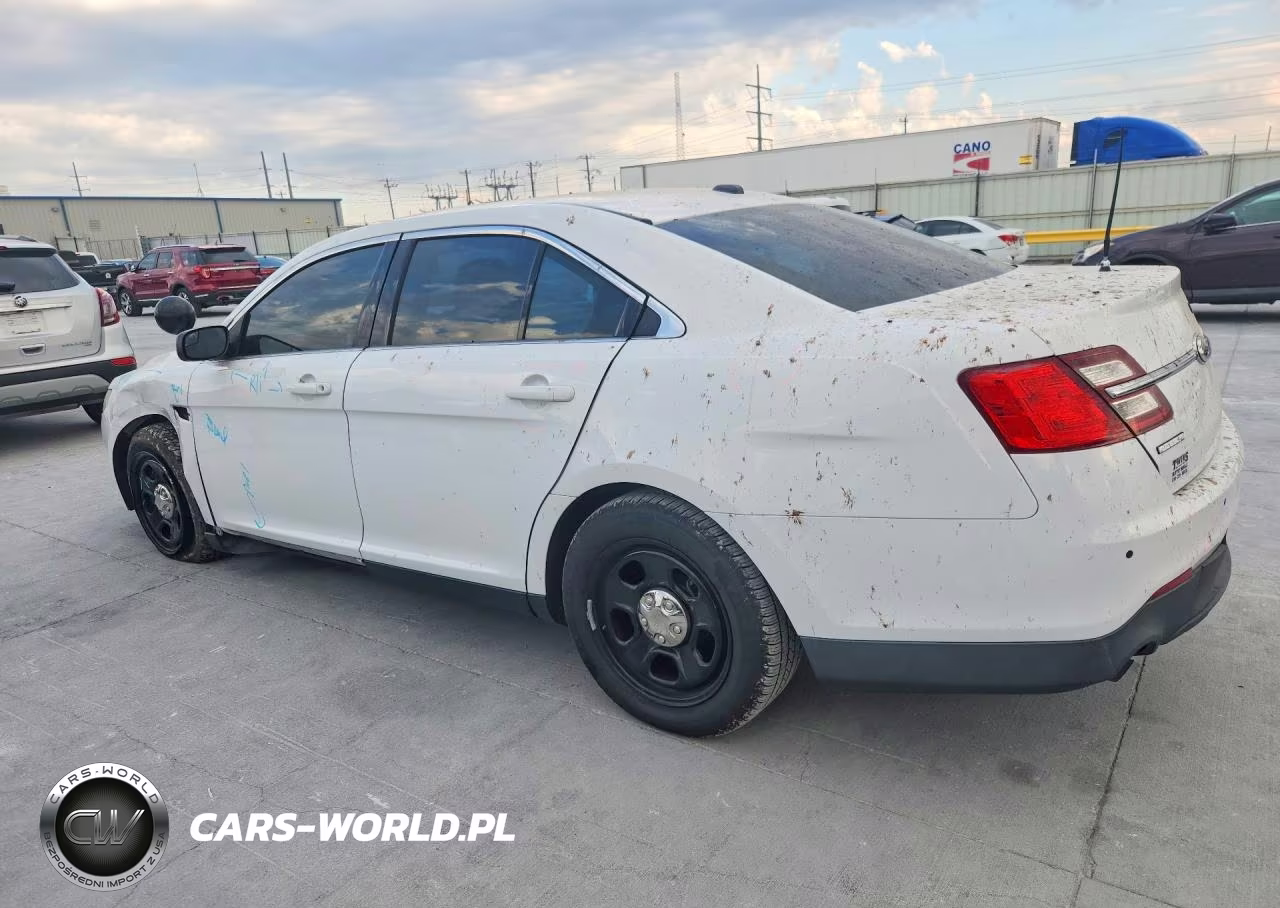 2015 Ford Taurus Police Interceptor VIN:1FAHP2MK1FG139047 - 2