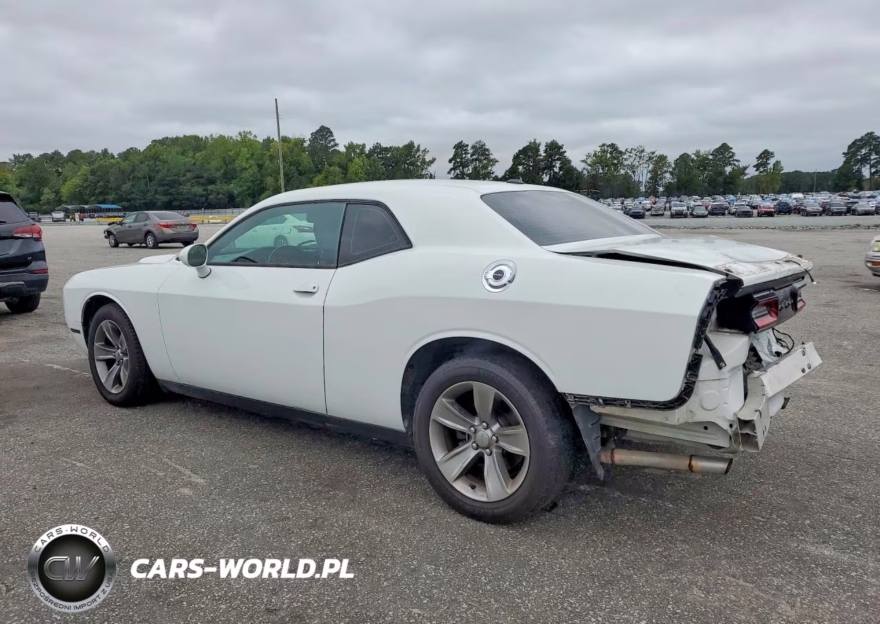 2020 Dodge Challenger Sxt VIN:2C3CDZAG5LH143337 - 2