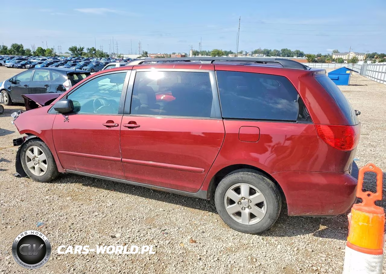 2009 Toyota Sienna Le 7-Passenger VIN:5TDZK23C19S255821 - 2