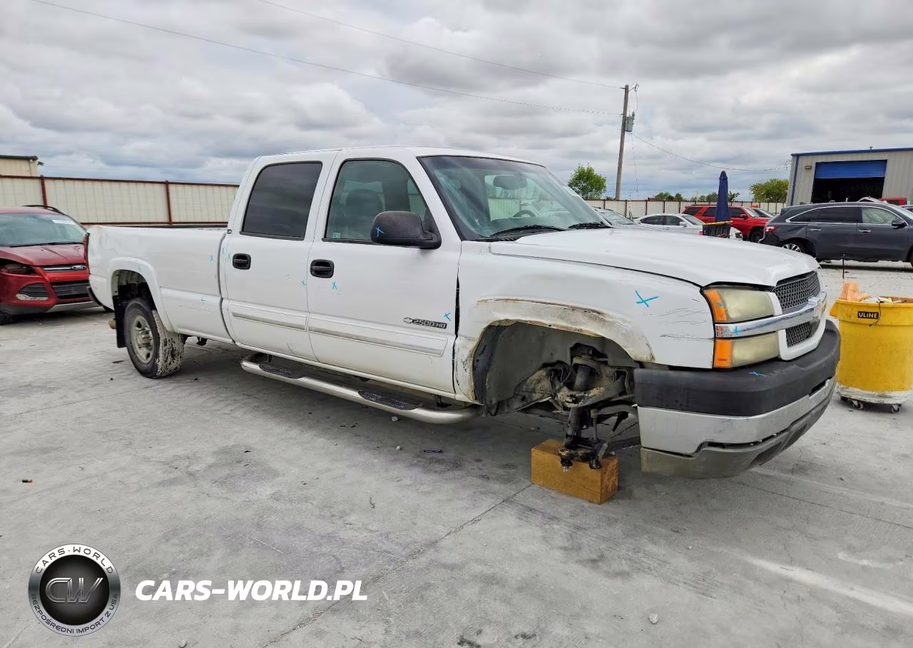 2003 Chevrolet Silverado C2500 Heavy Duty VIN:1GCHC23U03F181722 - 4