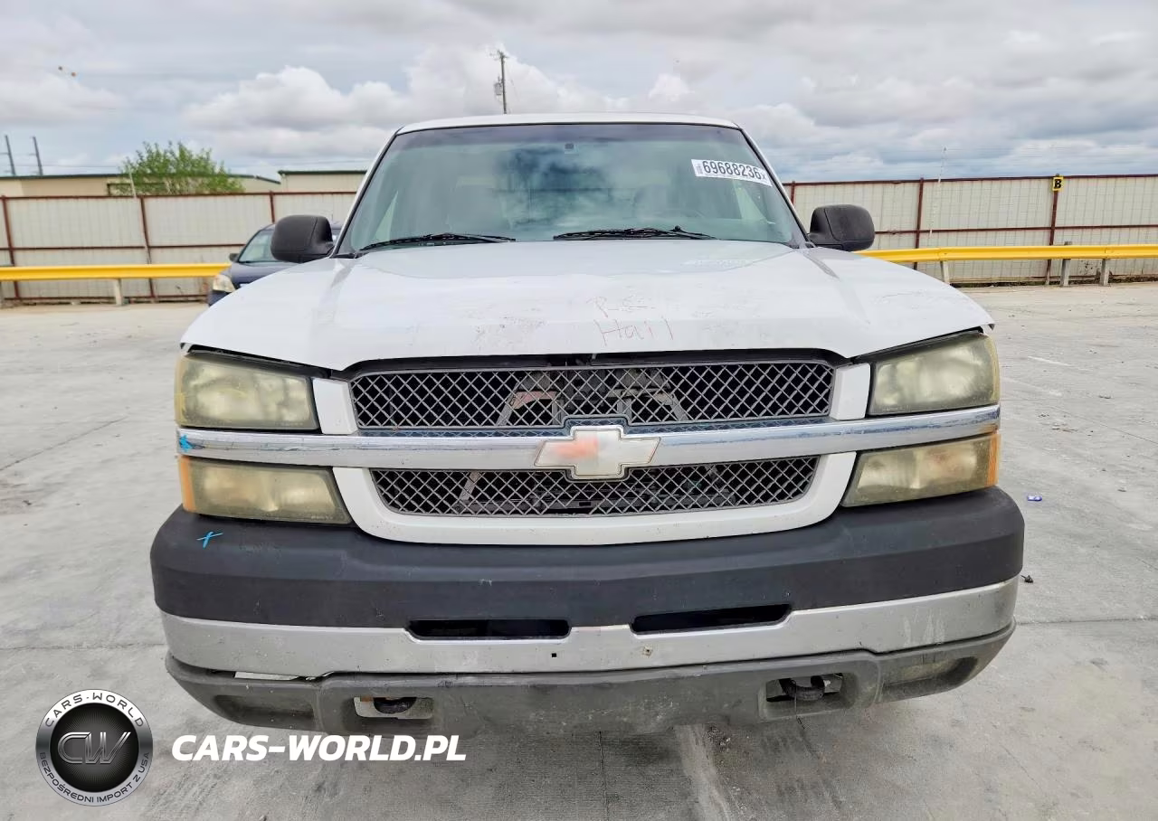 2003 Chevrolet Silverado C2500 Heavy Duty VIN:1GCHC23U03F181722 - 5