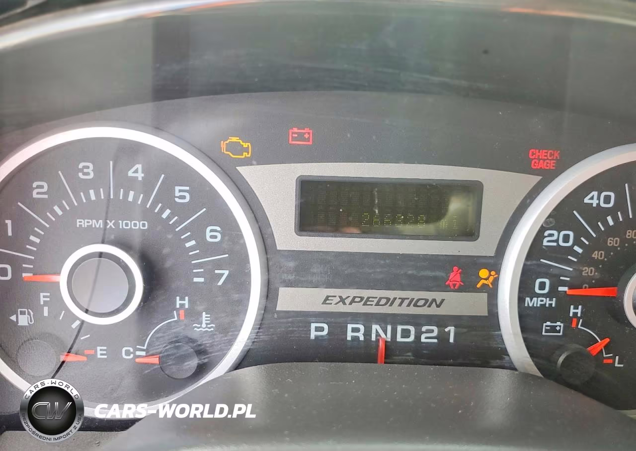 2006 Ford Expedition Limited VIN:1FMPU19566LA70595 - 9