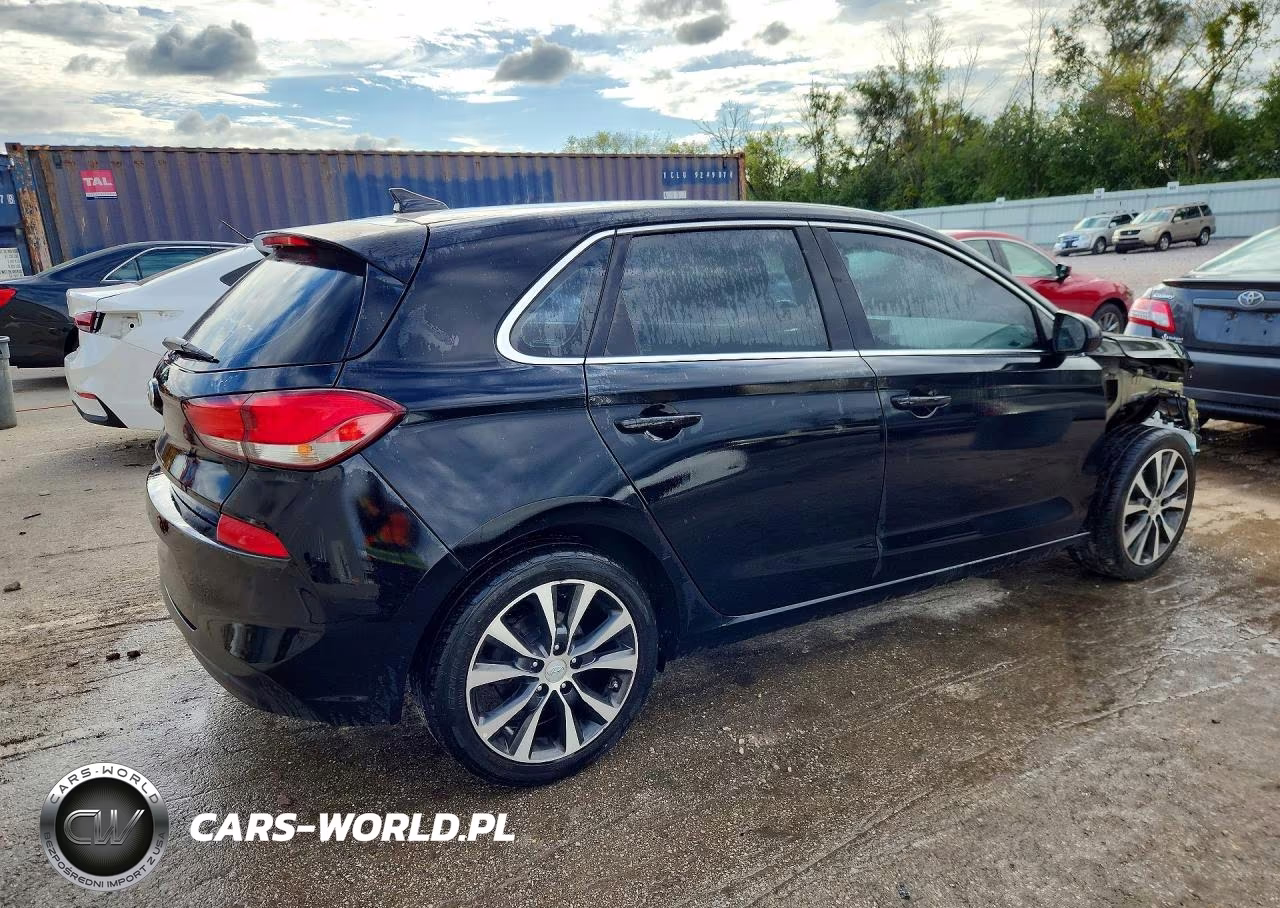2018 Hyundai Elantra Gt Base VIN:KMHH35LE3JU074226 - 3
