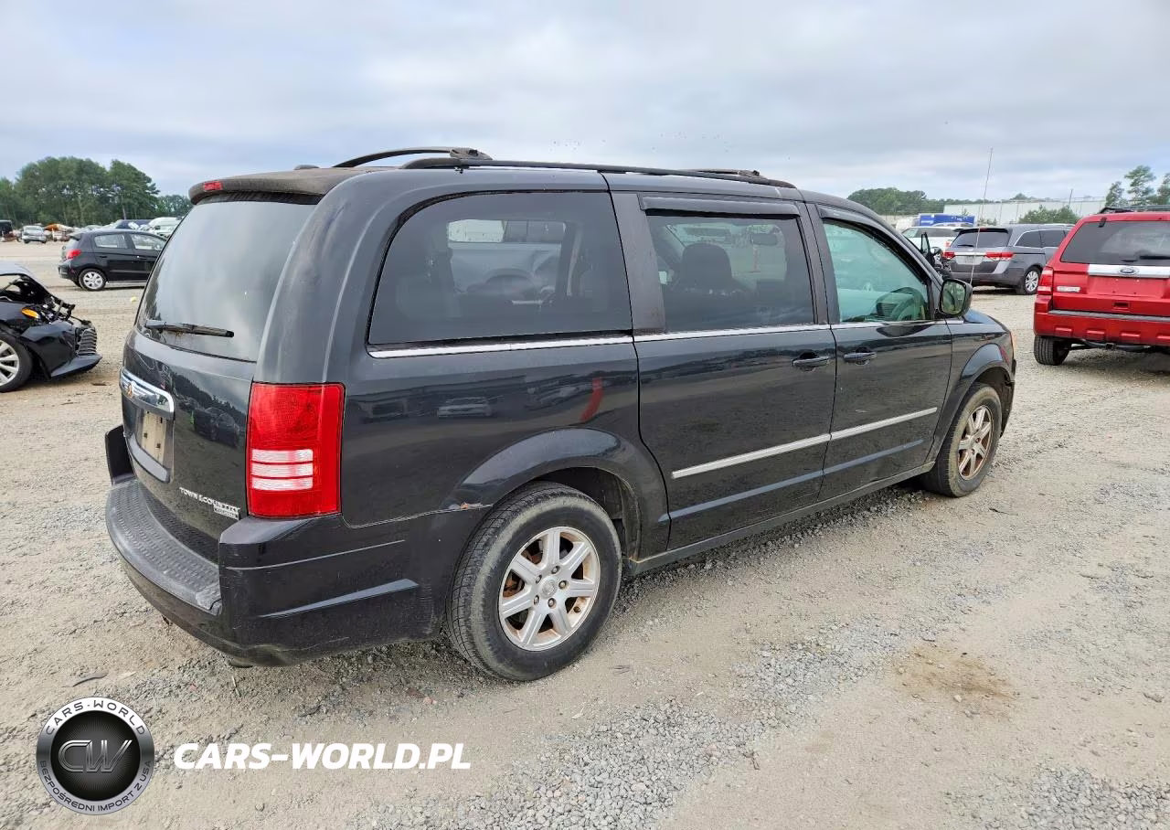 2010 Chrysler Town & Country Touring VIN:2A4RR5D14AR432265 - 3