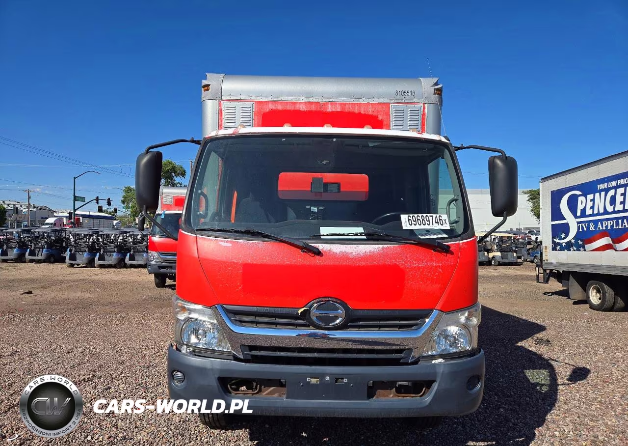 2018 Hino 195 Box Truck VIN:JHHSDM2H9JK006289 - 5