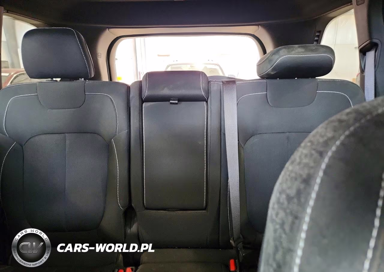 2025 Jeep Grand Cherokee Laredo VIN:1C4RJHAG3SC344924 - 10