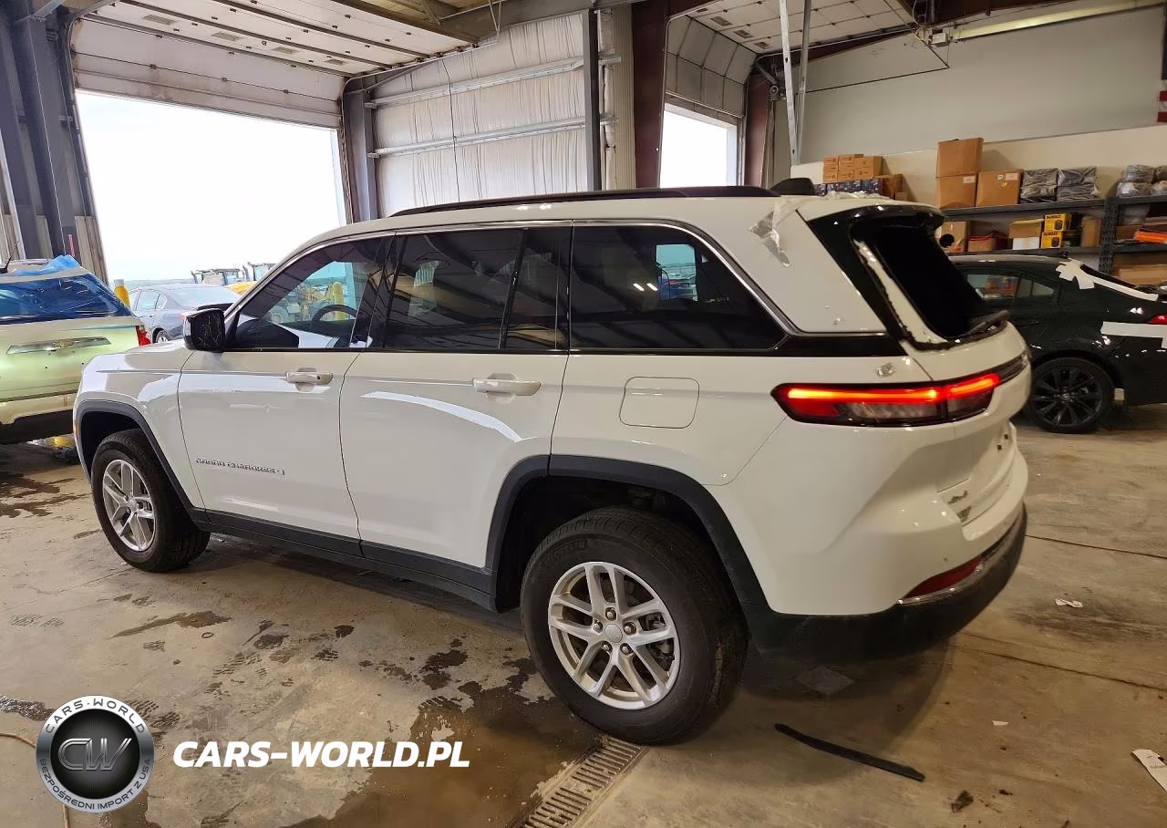 2025 Jeep Grand Cherokee Laredo VIN:1C4RJHAG3SC344924 - 2