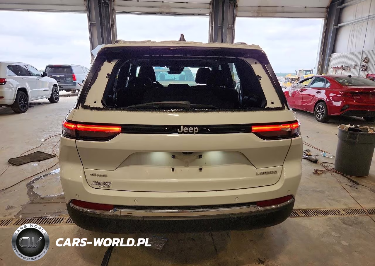 2025 Jeep Grand Cherokee Laredo VIN:1C4RJHAG3SC344924 - 6