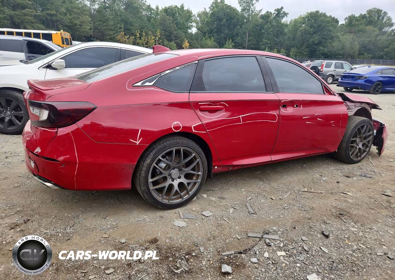 2018 Honda Accord Sport VIN:1HGCV1F35JA235397 - 3