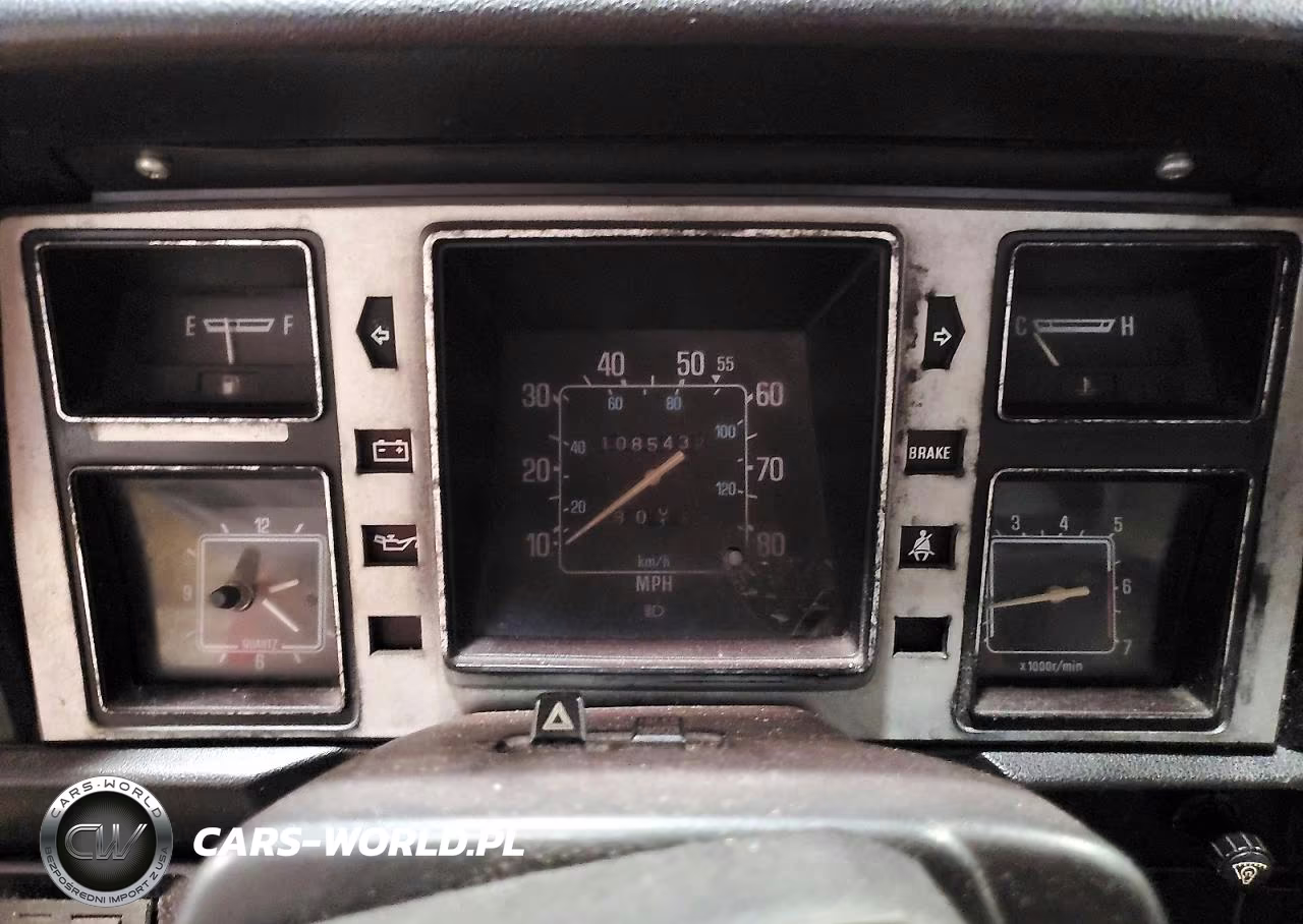 1981 Datsun 720 King Cab VIN:JN6MD06S6BW022404 - 9