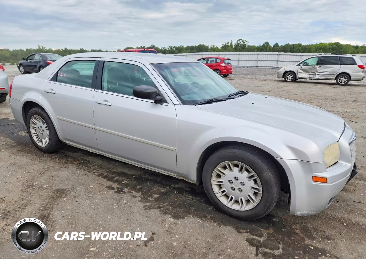 2006 Chrysler 300 VIN:2C3KA43R96H168171 - 4