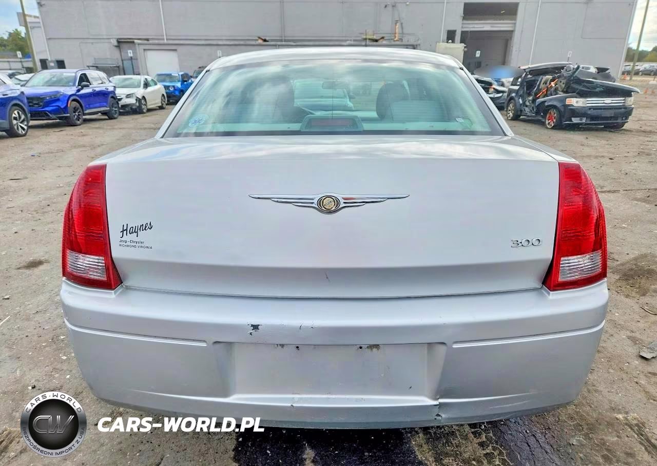 2006 Chrysler 300 VIN:2C3KA43R96H168171 - 6
