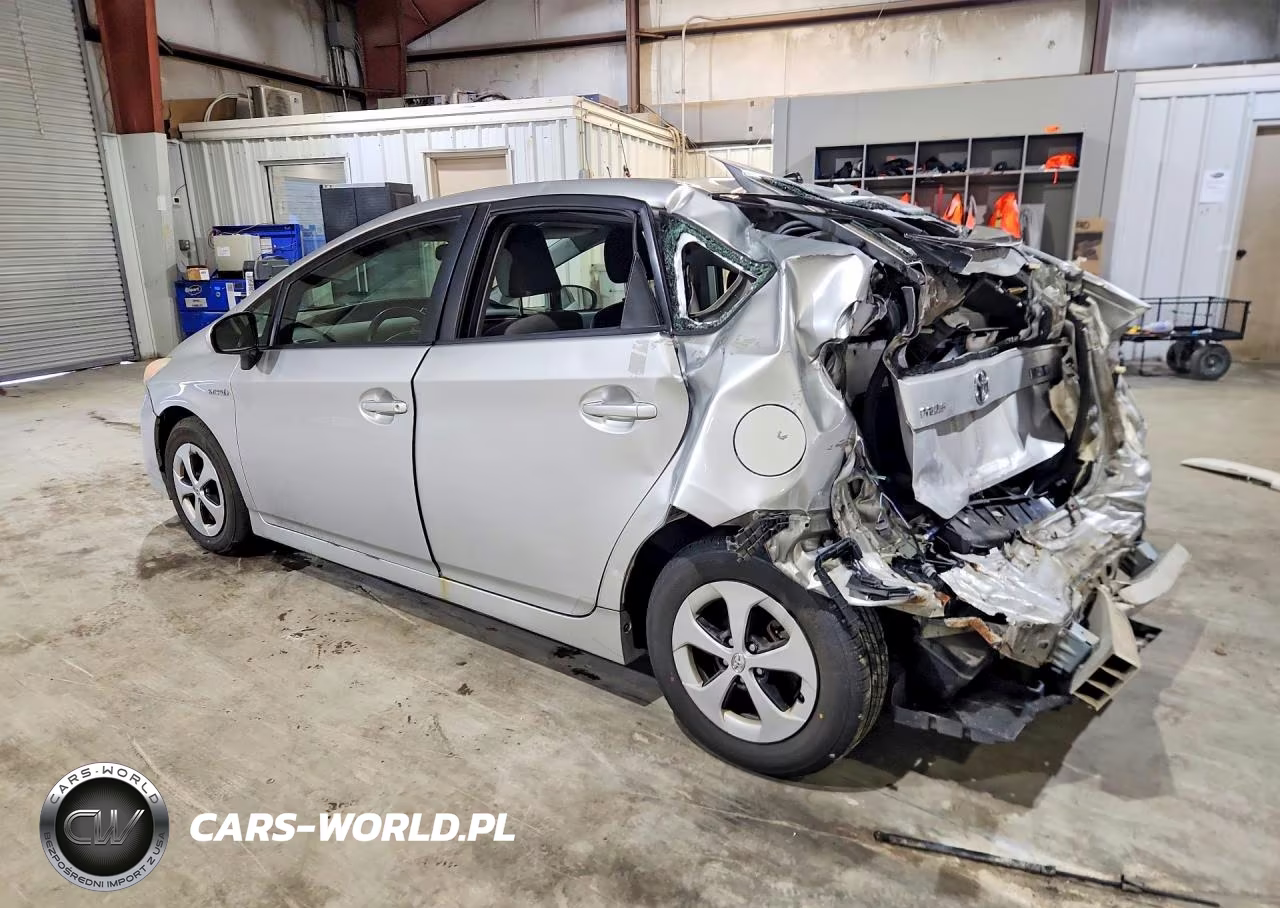 2013 Toyota Prius Two VIN:JTDKN3DU9D5566806 - 2