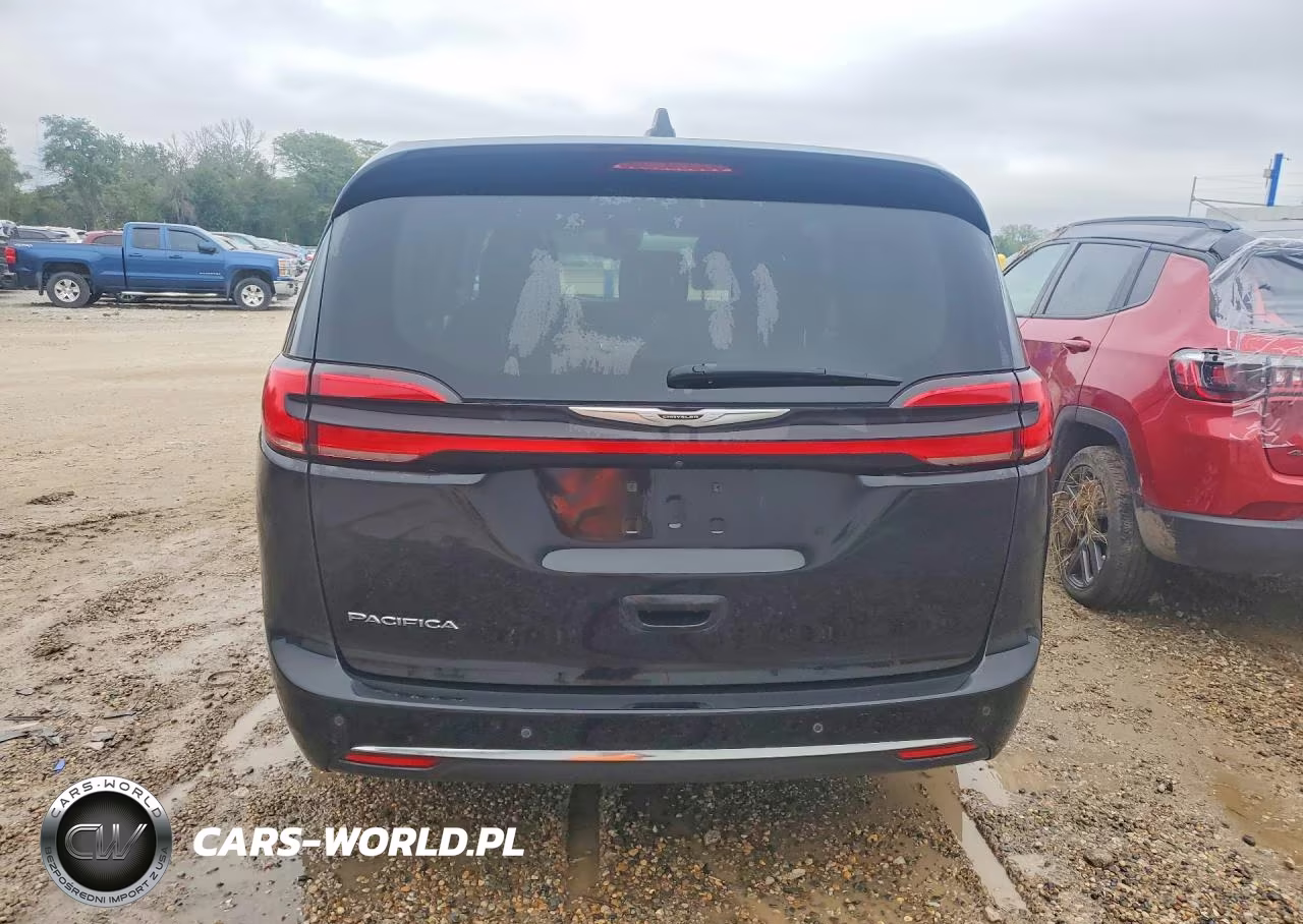 2024 Chrysler Pacifica Touring L VIN:2C4RC1BG2RR140374 - 6