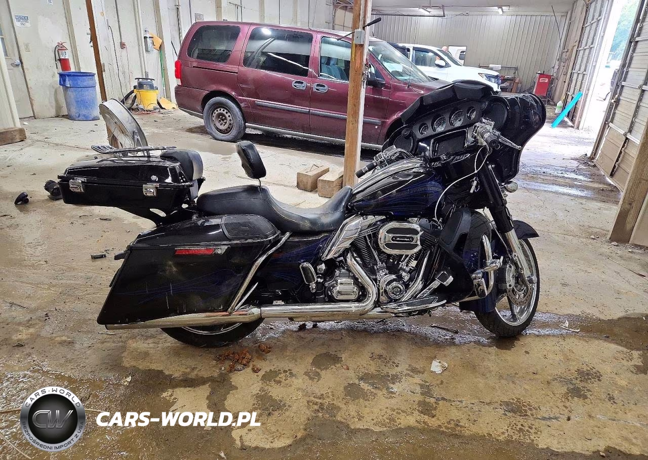 2016 Harley-Davidson Flhxse Cvo Street Glide