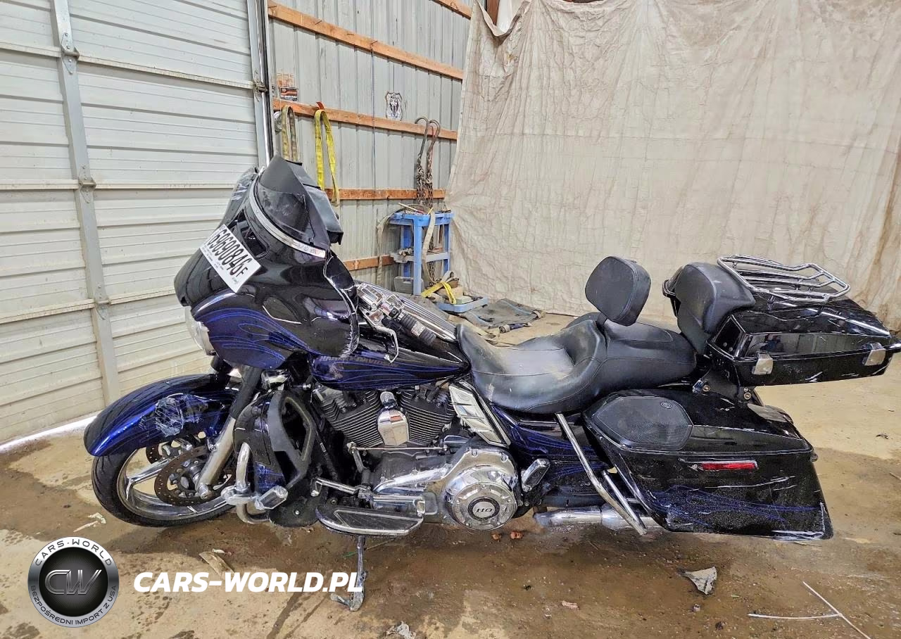 2016 Harley-Davidson Flhxse Cvo Street Glide VIN:1HD1PXN15GB959093 - 3