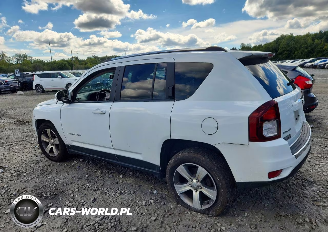 2017 Jeep Compass Latitude VIN:1C4NJDEB9HD176165 - 2